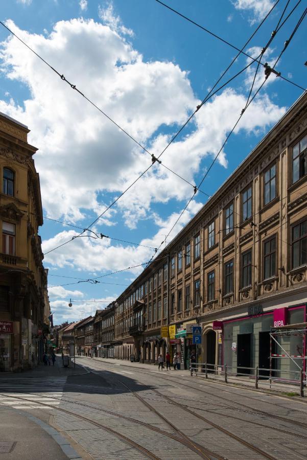 Smile&Love Republic Zagreb Center エクステリア 写真